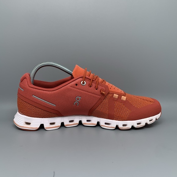 On Running Athletic Shoes in Red and White - Picture 6 of 7